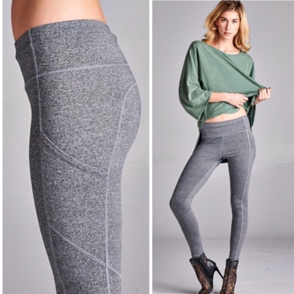 LAST ONE SIZE SMALL Women’s Yoga Pants - Picture 4 of 4